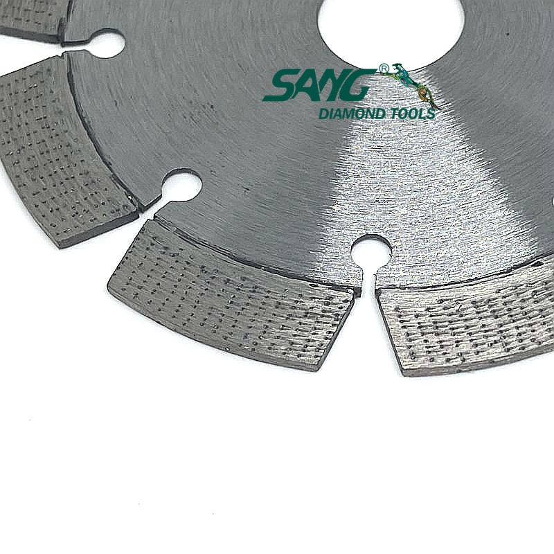 Arix Segment Segment Premium Premium Premium Saw Blade للخرسانة والطوب والكتل والبناء الجاف أو الرطب